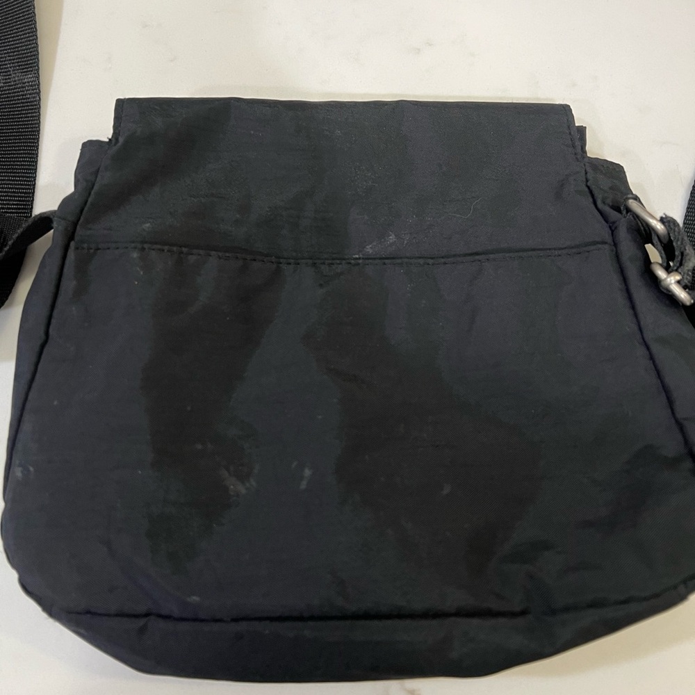 Baggallini Black Shoulder Bag Adjustable Strap Zipper Accents Pockets - Picture 6 of 6